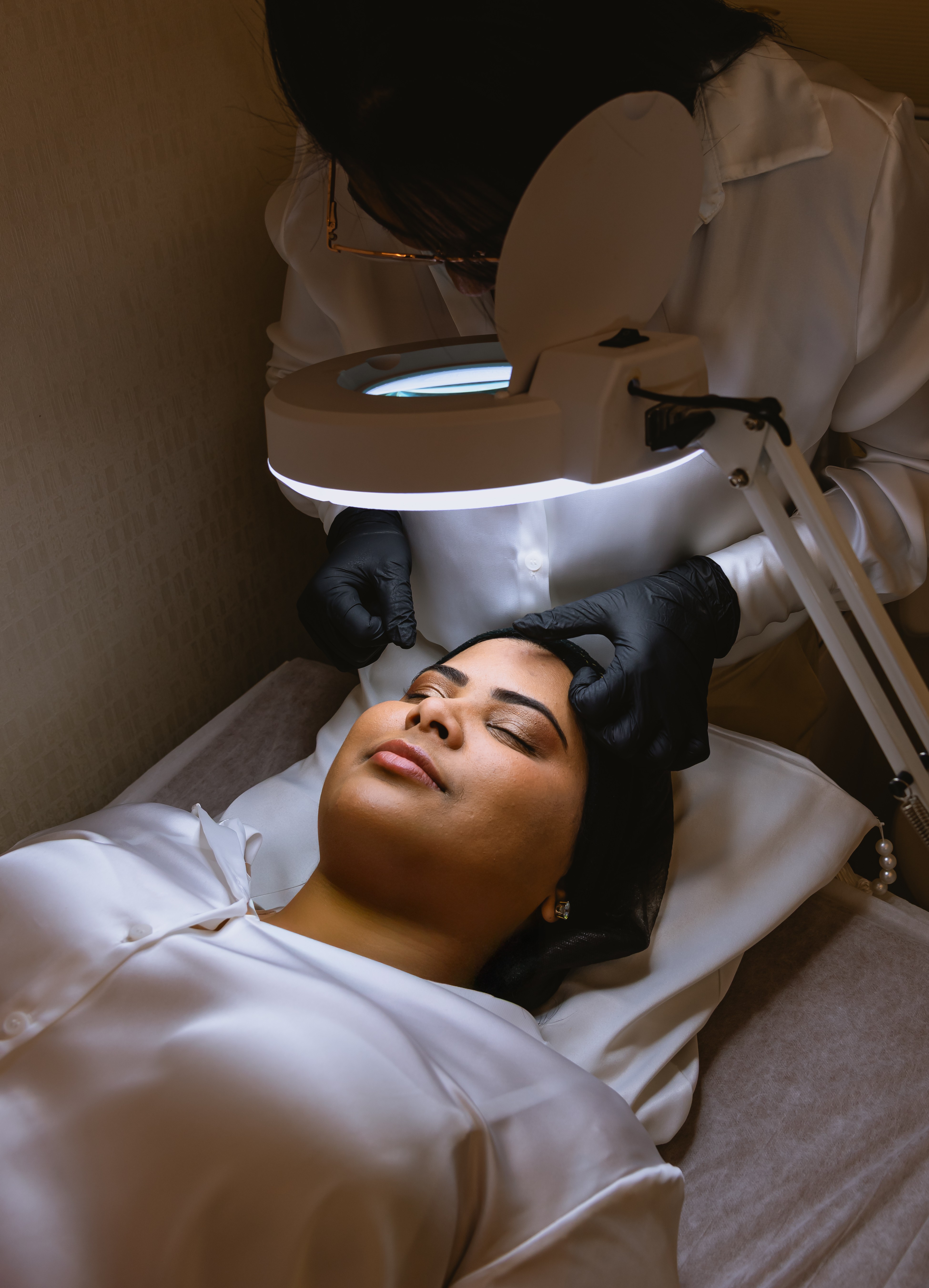 Pele tratada com peeling e tratamento de manchas